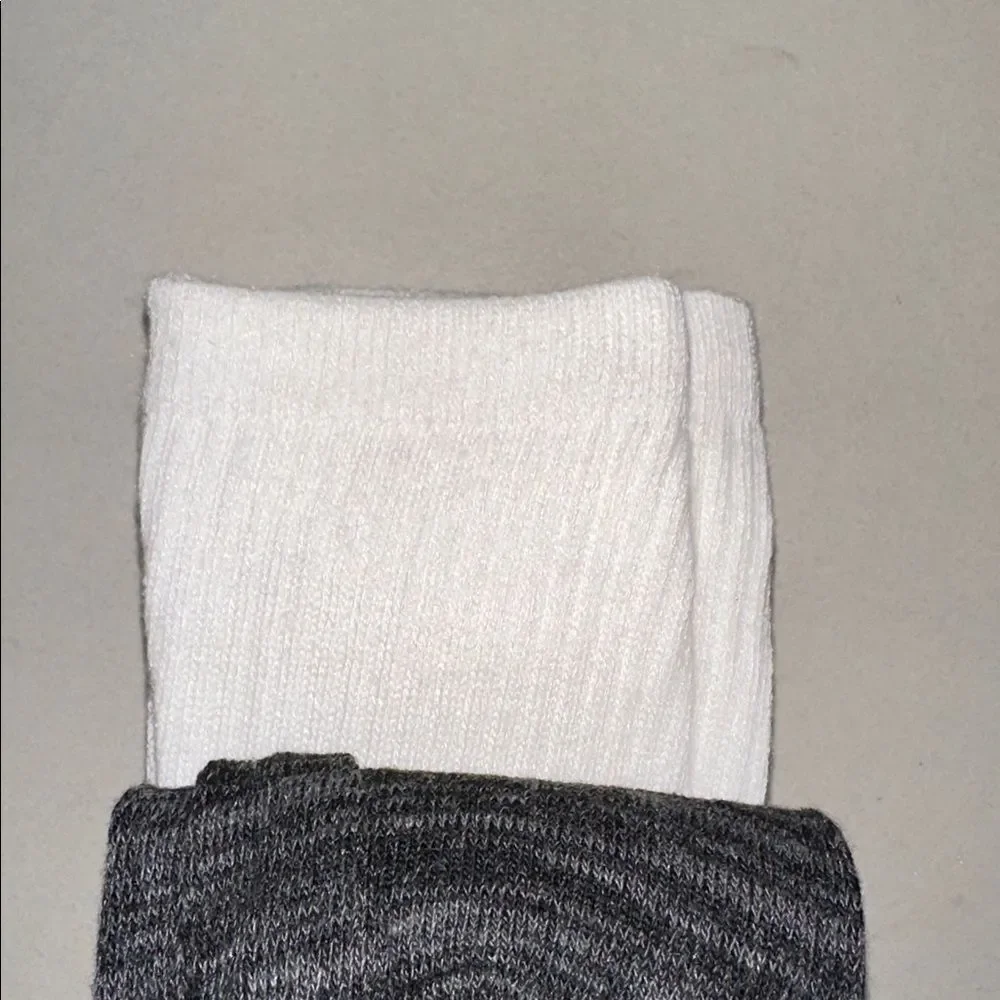 BORN Gray Black White US W 4-10 Super Soft  Crew Socks Pack of 5